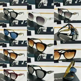 Picture of Prada Sunglasses _SKUfw57312317fw